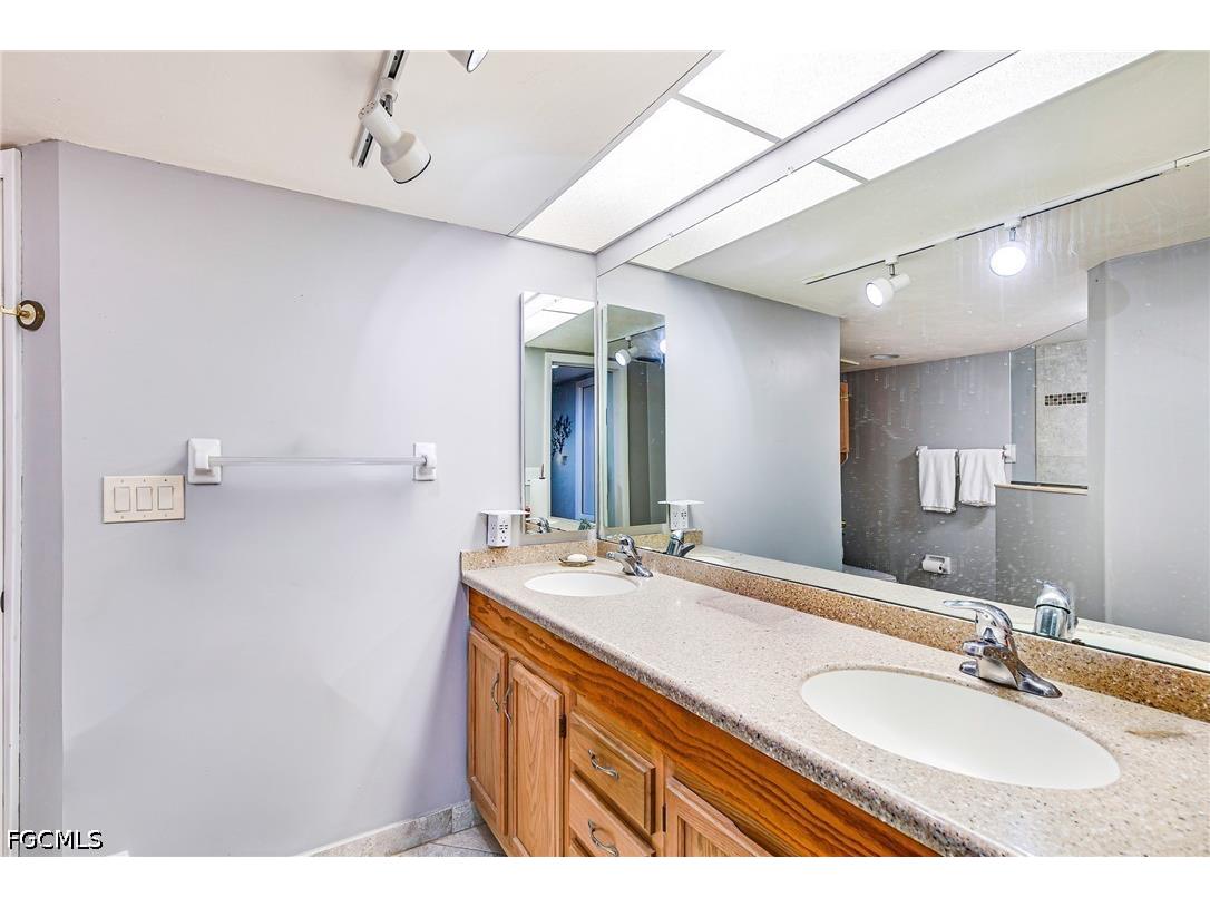 7161 Golden Eagle Court #1011 Fort Myers FL 33912 2026012697 image19