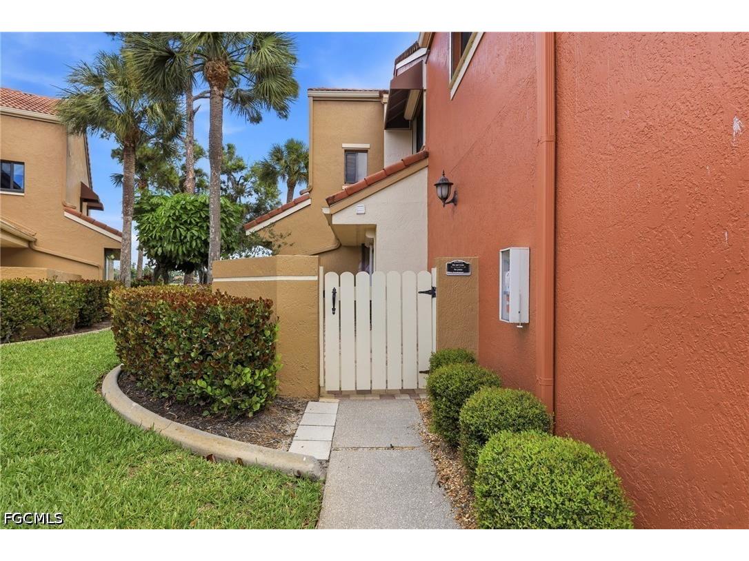 7161 Golden Eagle Court #1011 Fort Myers FL 33912 2026012697 image4