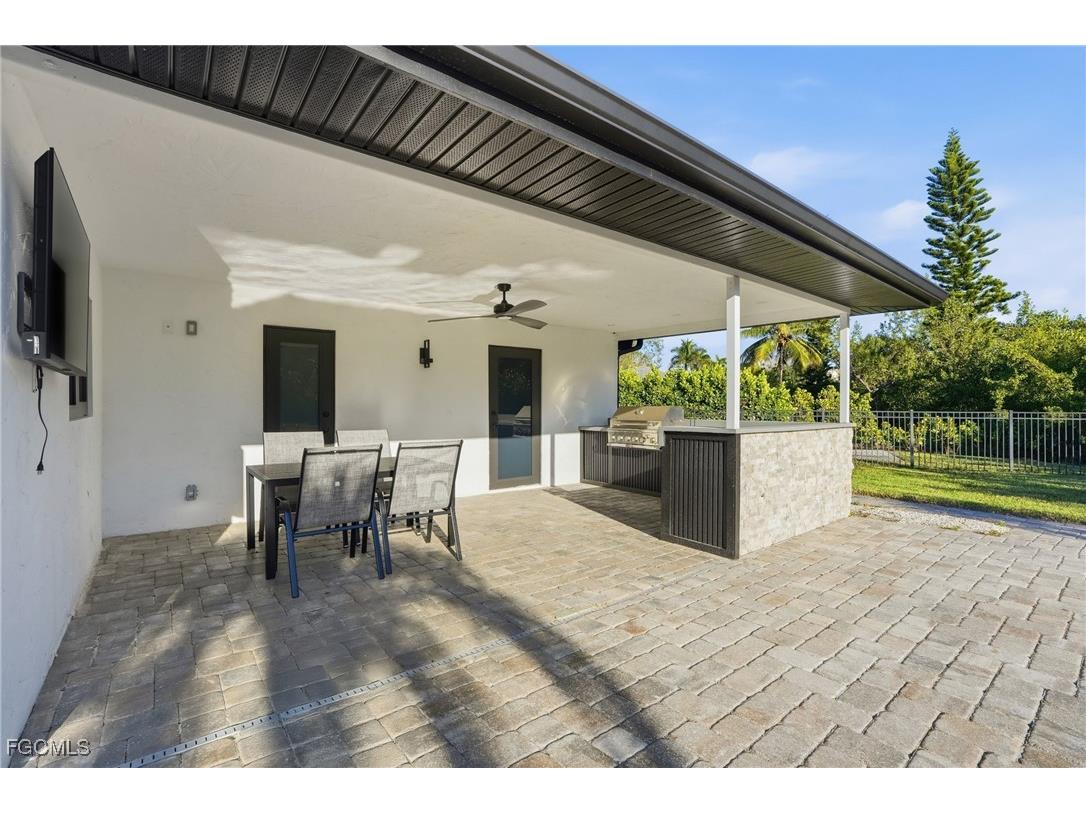 7161 Shannon Boulevard Fort Myers FL 33908 2026005642 image32