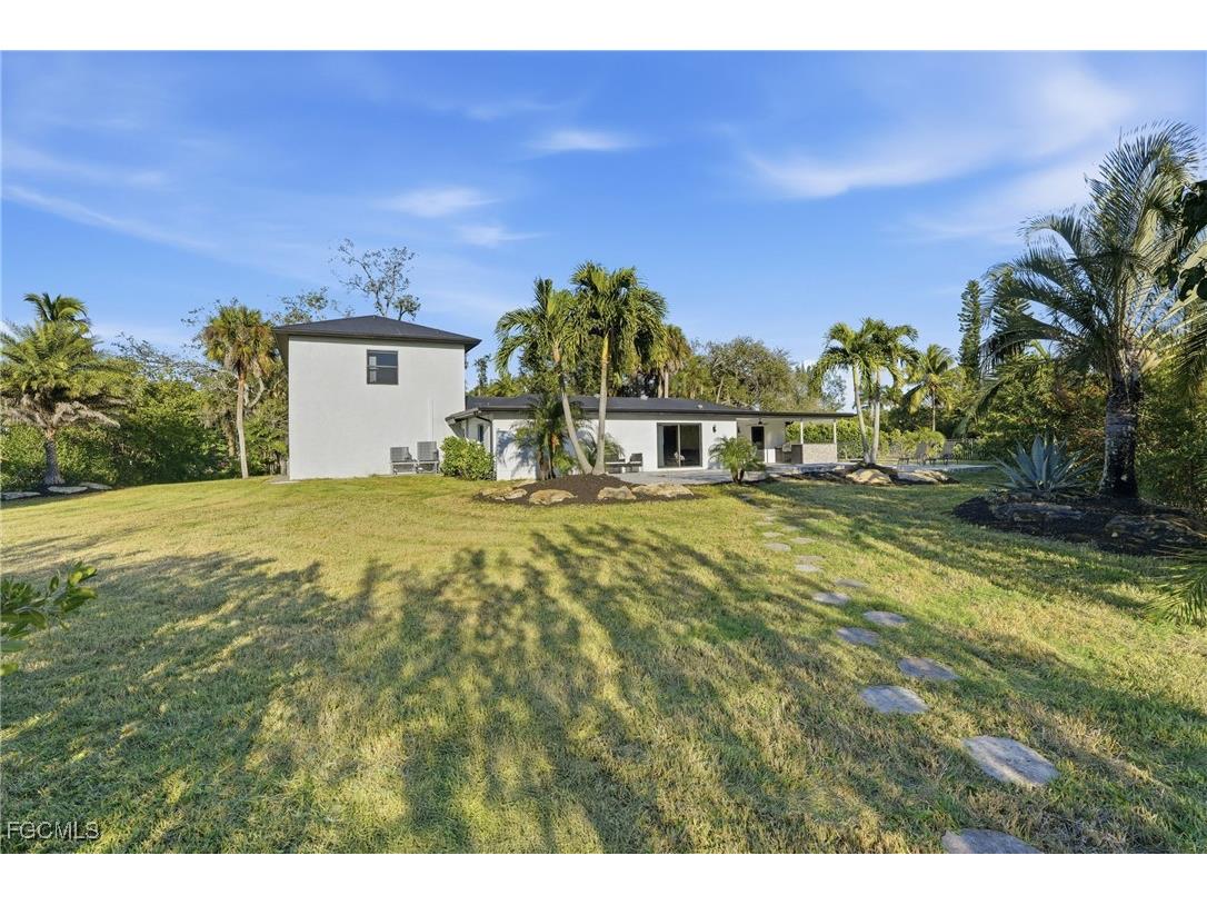 7161 Shannon Boulevard Fort Myers FL 33908 2026005642 image37