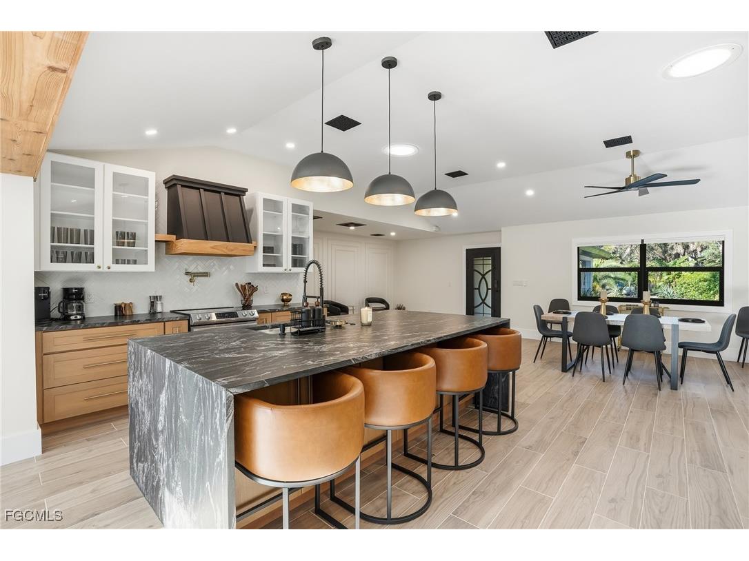 7161 Shannon Boulevard Fort Myers FL 33908 2026005642 image6