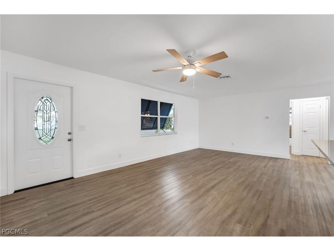 7162 Drake Drive Fort Myers FL 33908 2026000185 image10