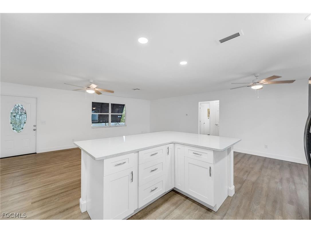 7162 Drake Drive Fort Myers FL 33908 2026000185 image11