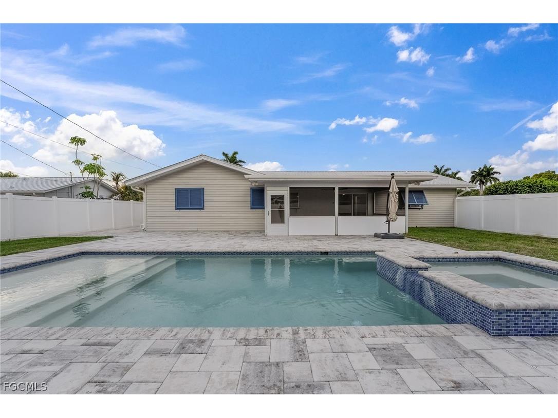 7162 Drake Drive Fort Myers FL 33908 2026000185 image2