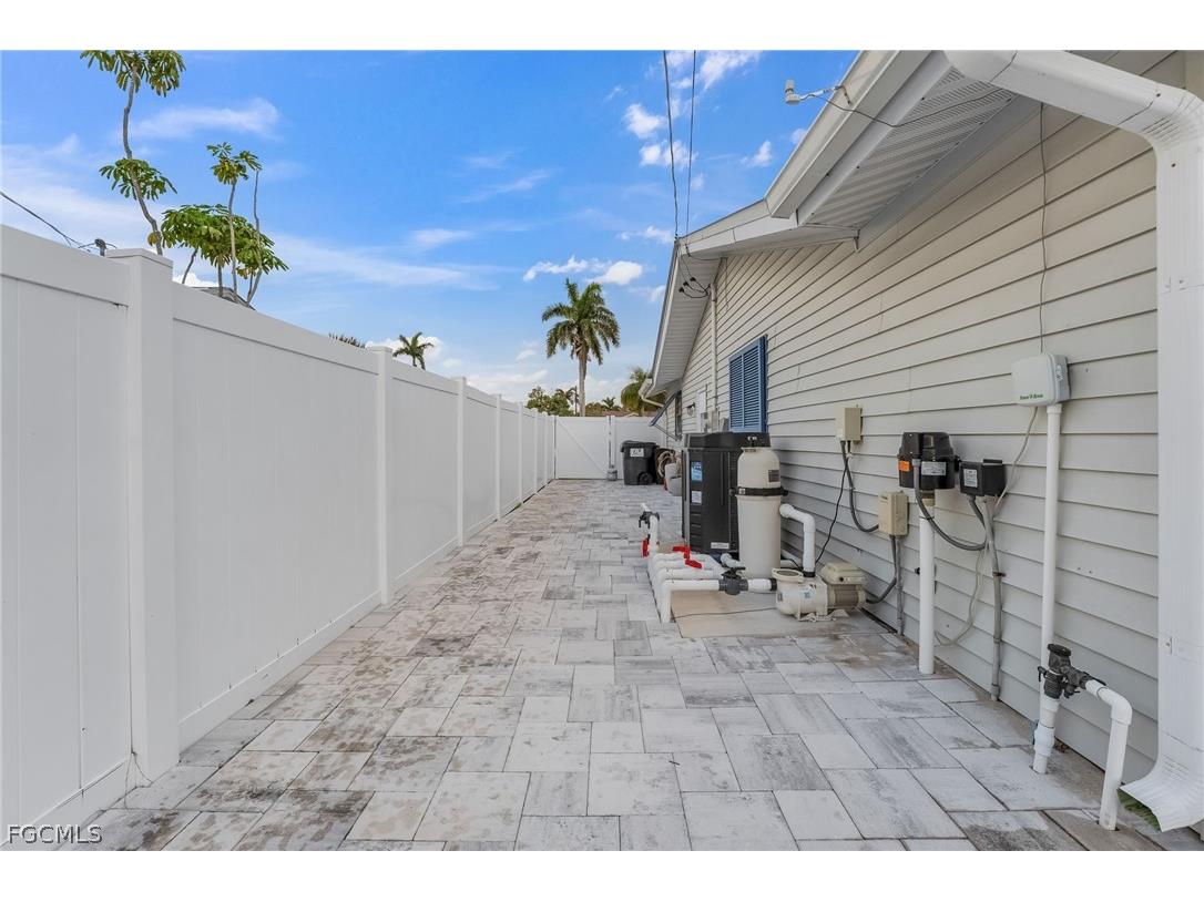 7162 Drake Drive Fort Myers FL 33908 2026000185 image33
