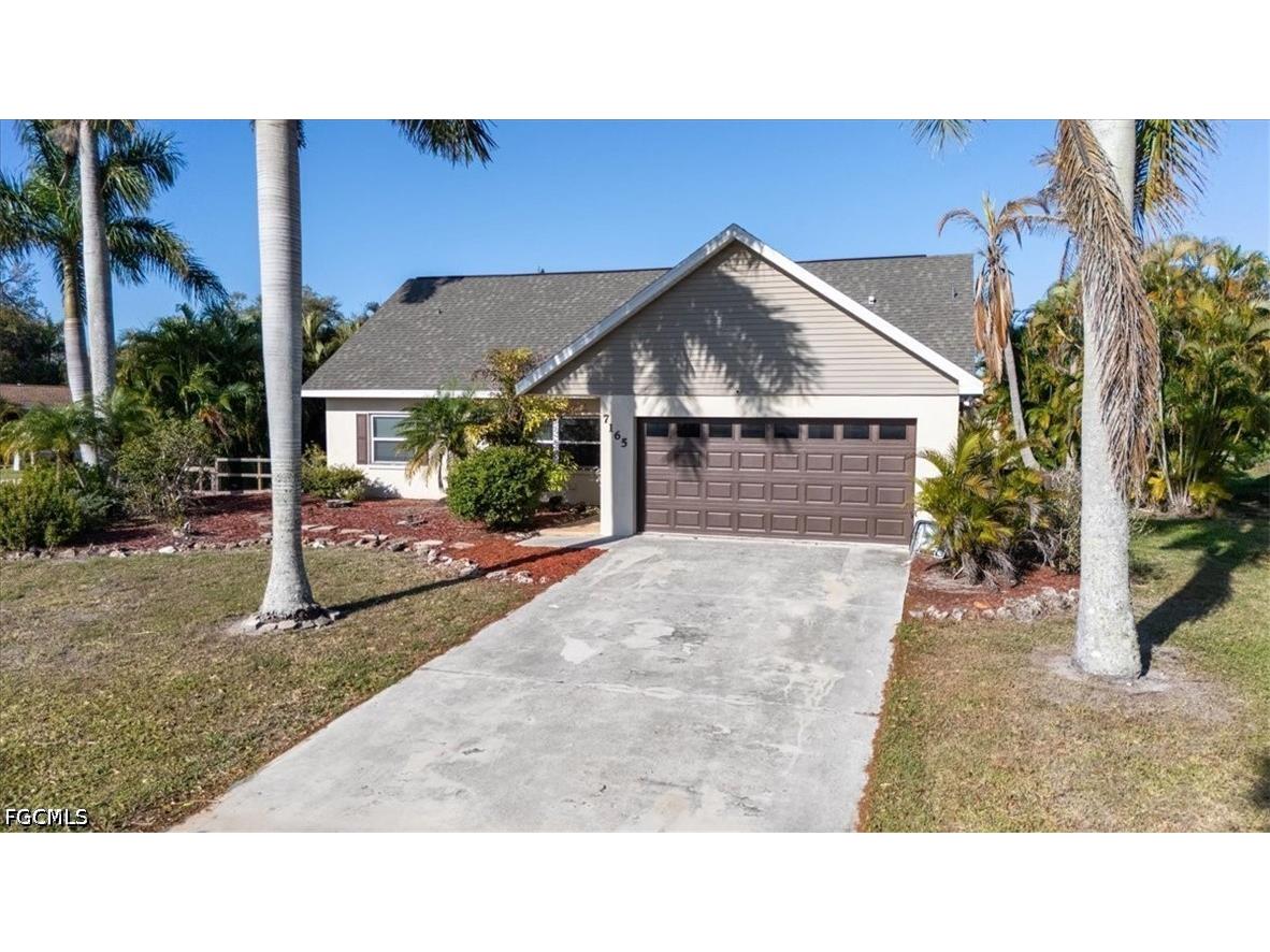 7165 Columbia Circle E Fort Myers FL 33908 2026017957 image1
