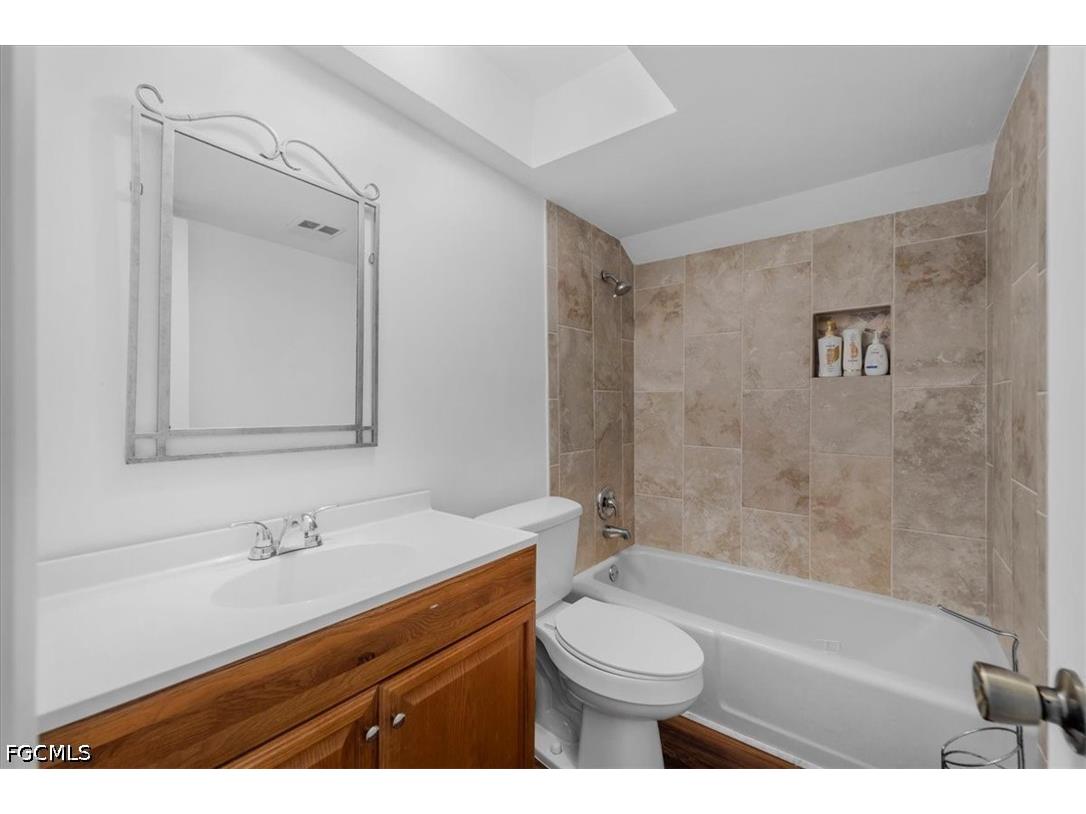 7165 Columbia Circle E Fort Myers FL 33908 2026017957 image28
