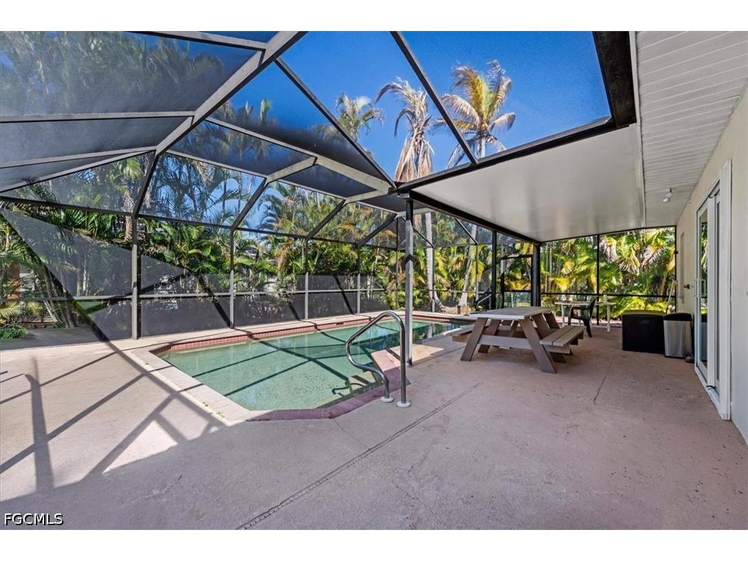 7165 Columbia Circle E Fort Myers FL 33908 2026017957 image32