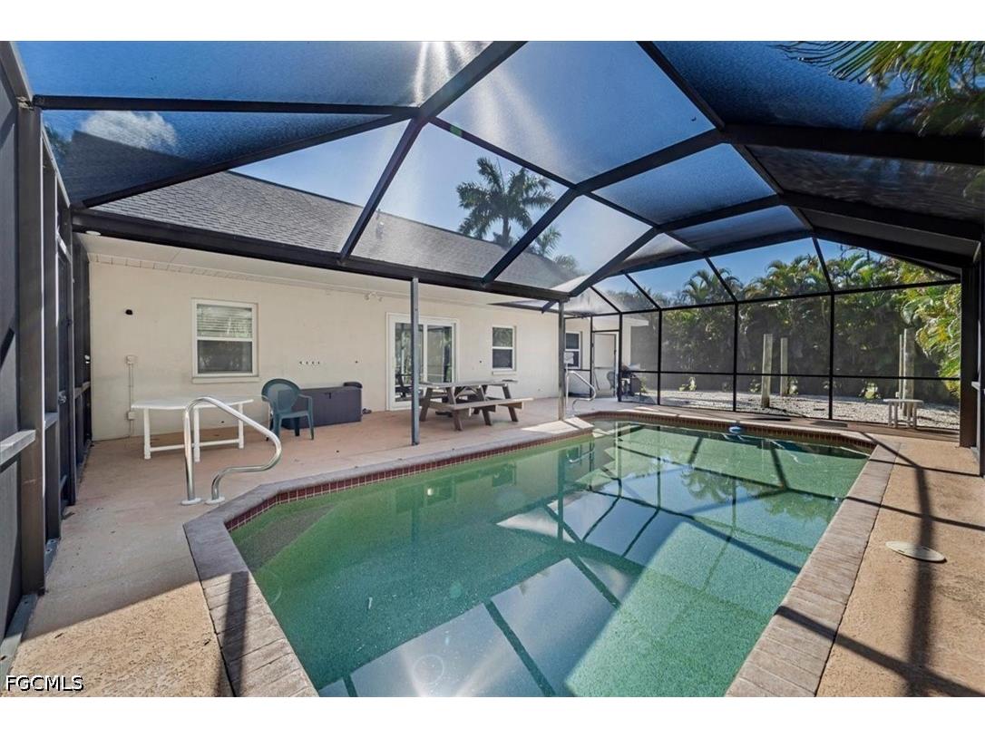 7165 Columbia Circle E Fort Myers FL 33908 2026017957 image35