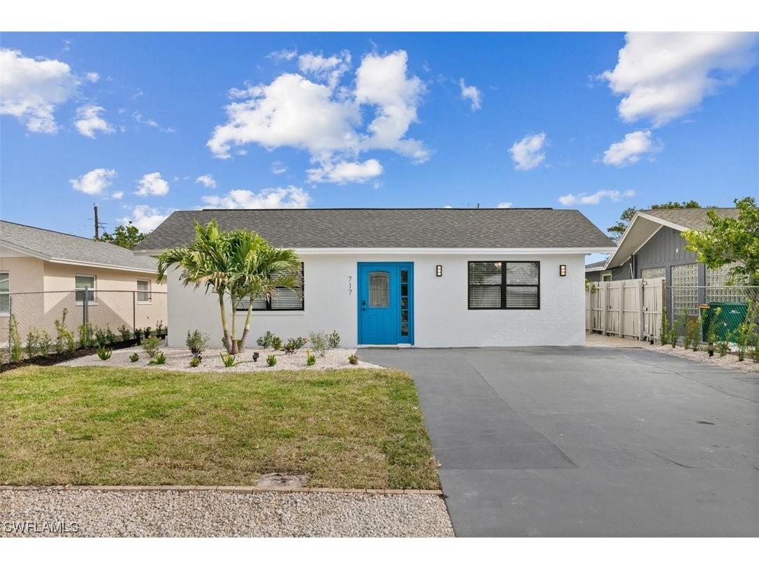 717 95th Avenue N #1 Naples FL 34108 223048714 image1
