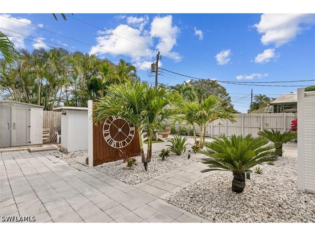717 95th Avenue N #1 Naples FL 34108 226013957 image11