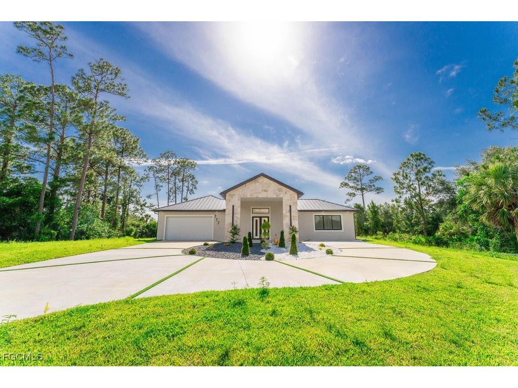 717 Calvin Avenue Lehigh Acres FL 33972 2025020032 image1