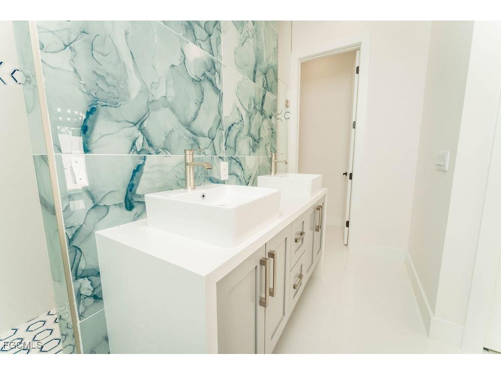 717 Calvin Avenue Lehigh Acres FL 33972 2025020032 image40