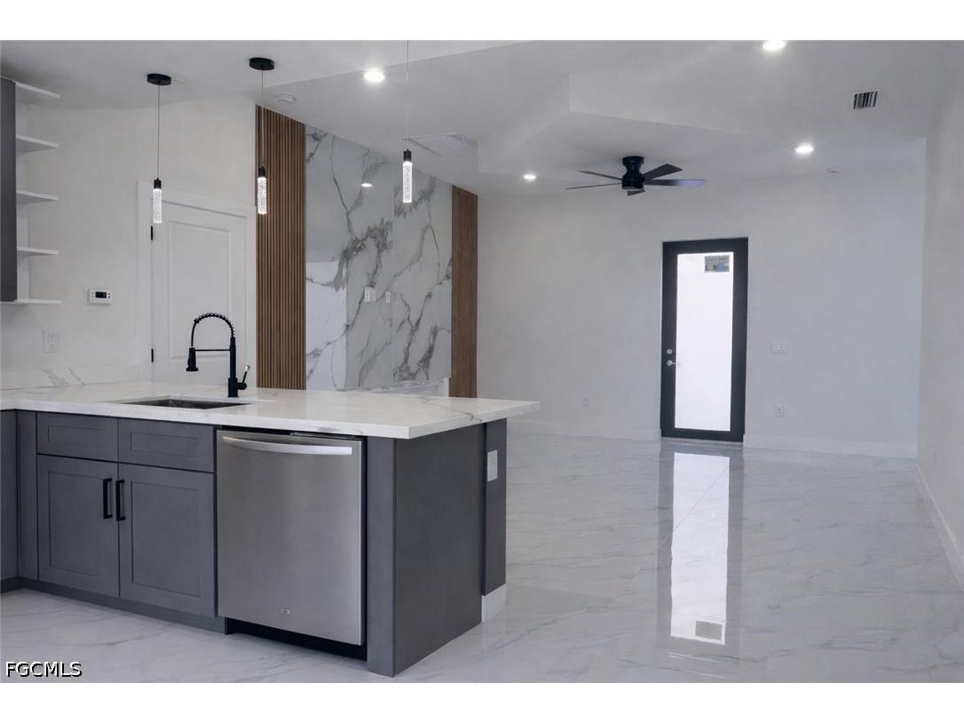 717 Devon Street Lehigh Acres FL 33974 2026007169 image4