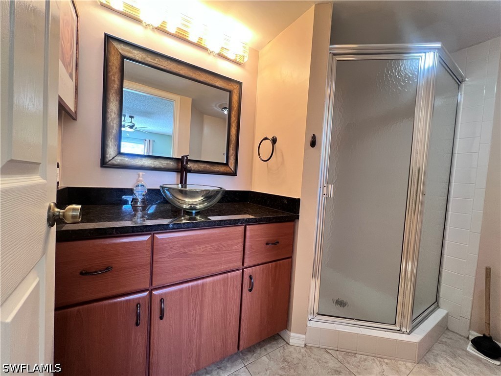 717 Landover Circle #103 Naples FL 34104 226020001 image10
