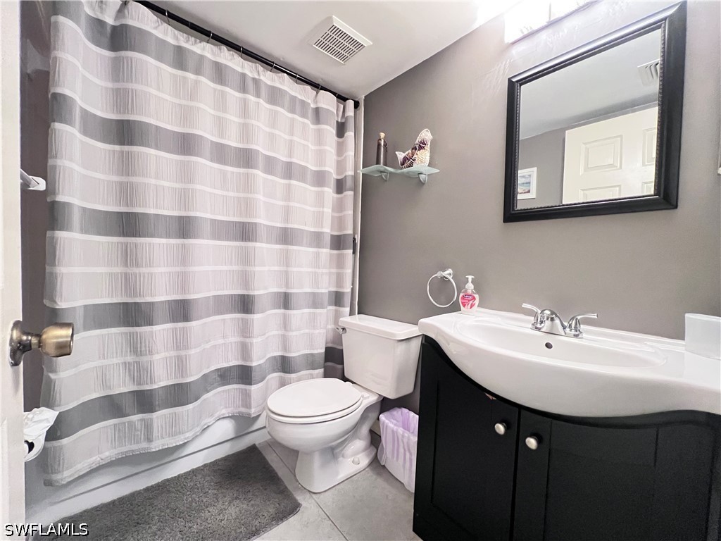 717 Landover Circle #103 Naples FL 34104 226020001 image12