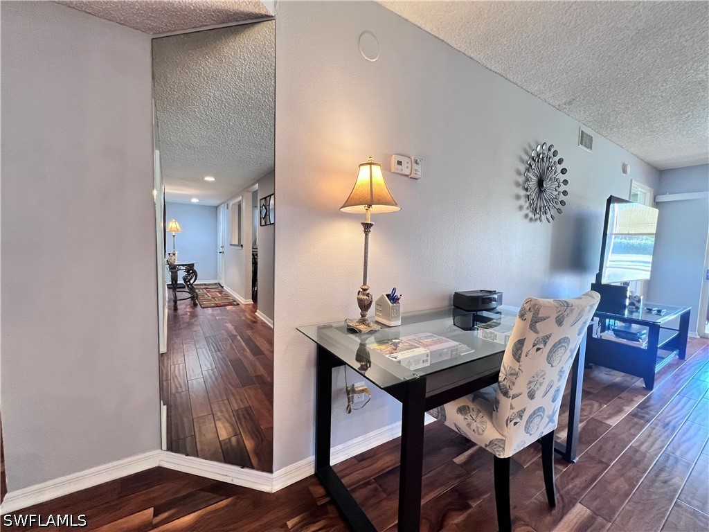 717 Landover Circle #103 Naples FL 34104 226020001 image7