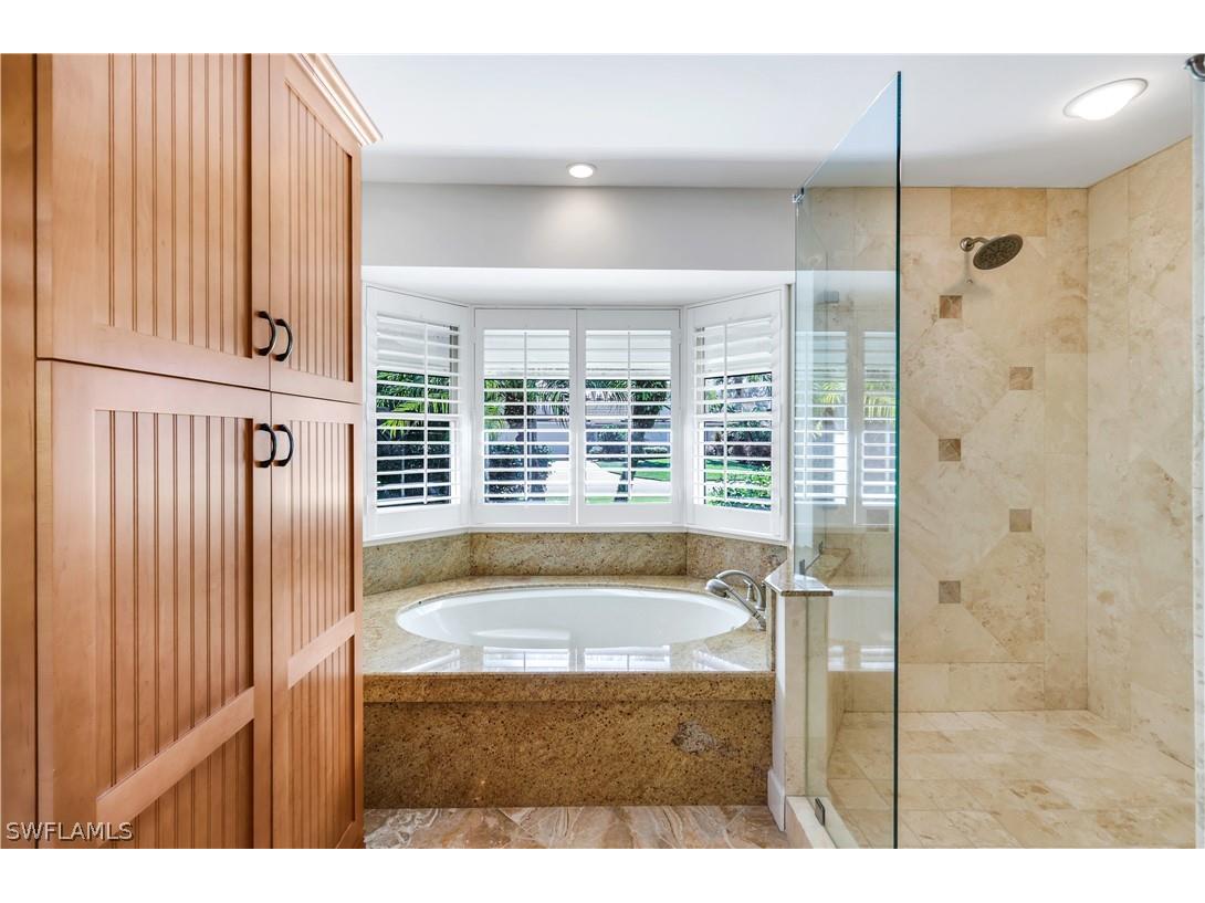 717 Pine Creek Lane Naples FL 34108 226005835 image18