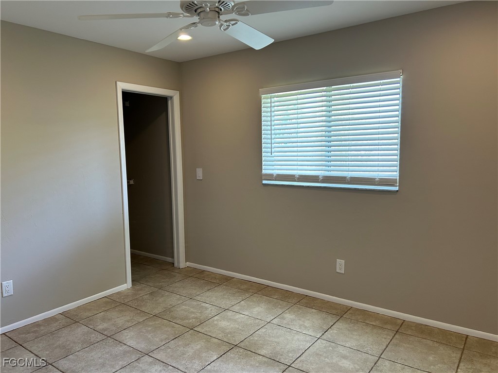 717 SE 10th Avenue Cape Coral FL 33990 2025022470 image13