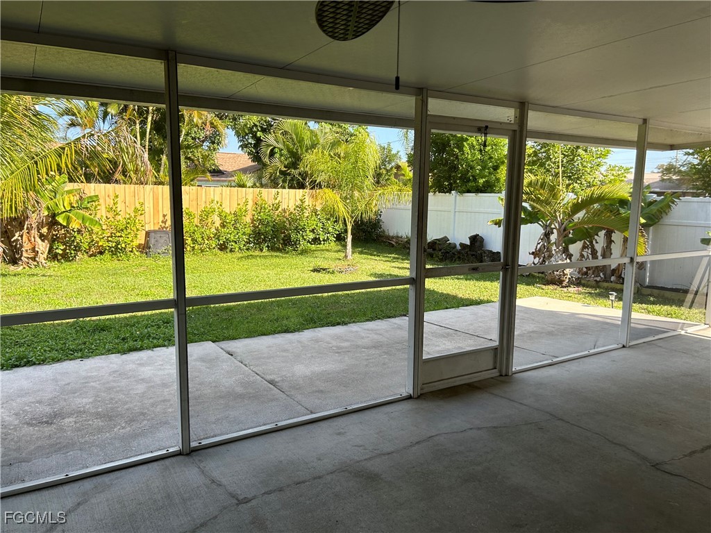 717 SE 10th Avenue Cape Coral FL 33990 2025022470 image15