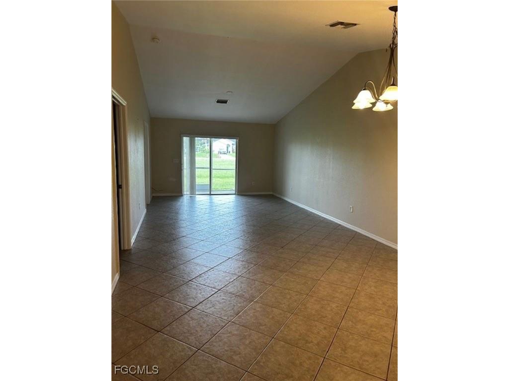 717 SE 8th Street #1 Cape Coral FL 33990 2025021239 image8