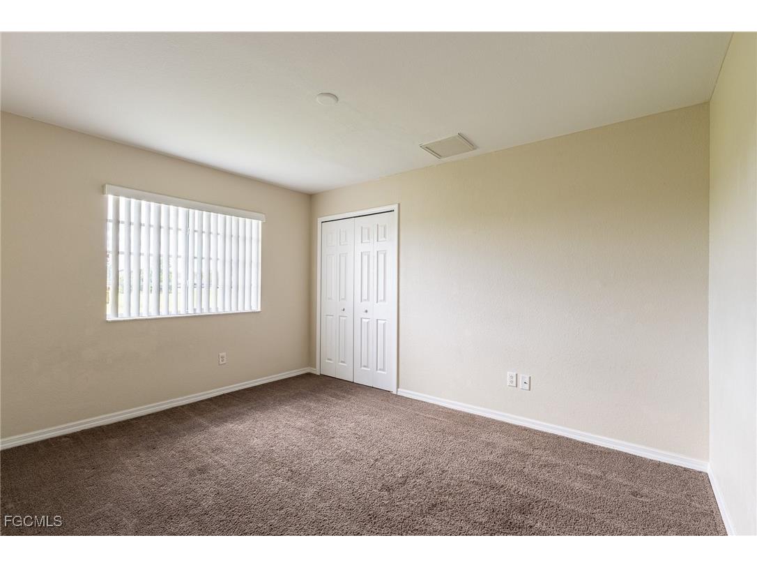 717 SE 8th Street Cape Coral FL 33990 2025012713 image7