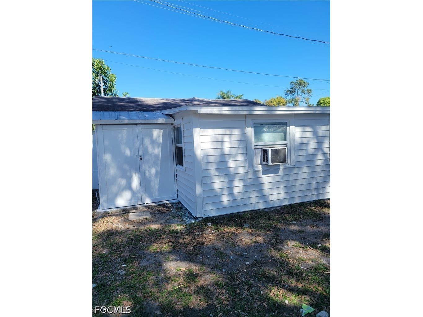 717 Burdick Avenue Fort Myers FL 33905 2026028991 image3
