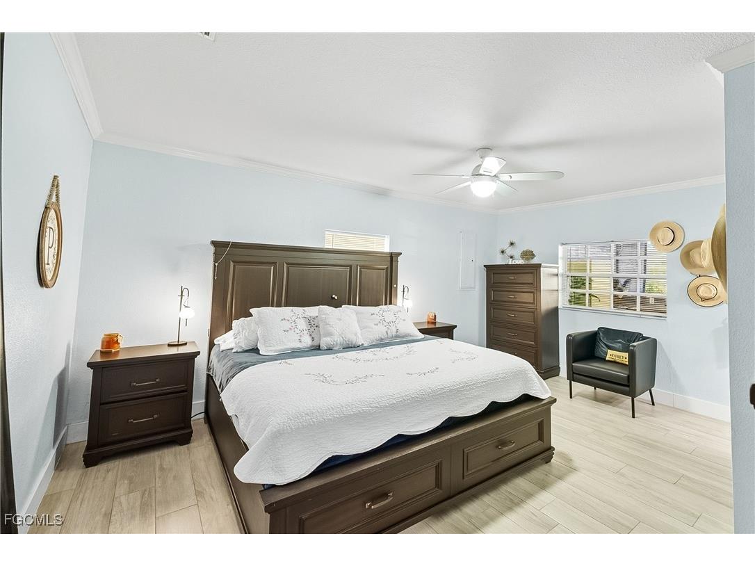 7171 Penzance Boulevard Fort Myers FL 33966 2025010366 image12