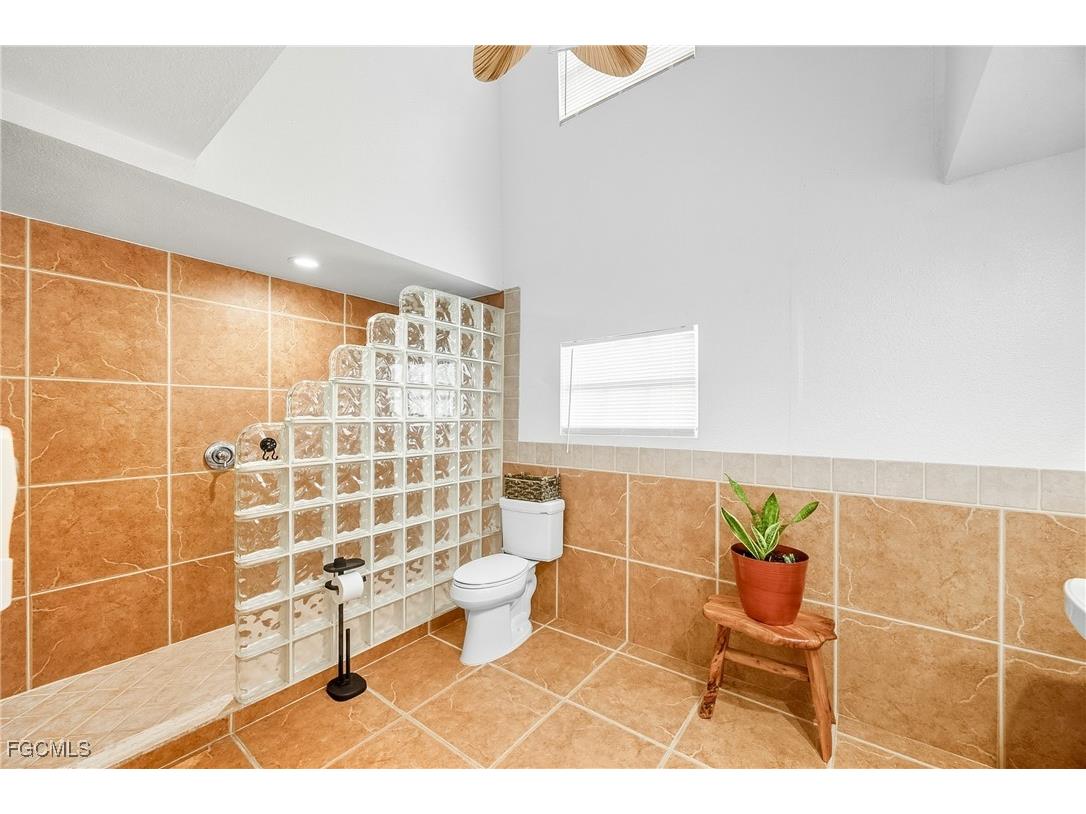 7171 Penzance Boulevard Fort Myers FL 33966 2025010366 image19