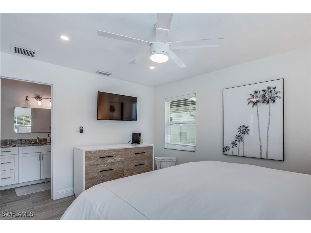 718 103rd Avenue N Naples FL 34108 225017802 image14