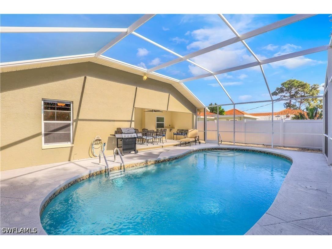 718 95th Avenue N Naples FL 34108 226015217 image25