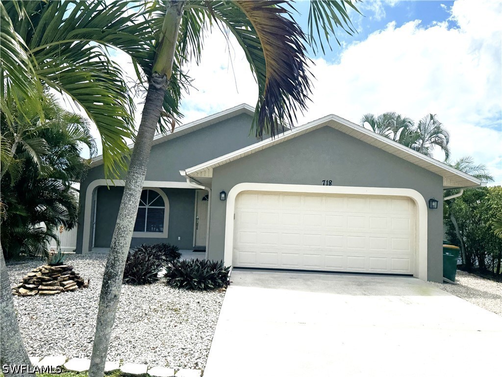 718 95th Avenue N Naples FL 34108 226015217 image3