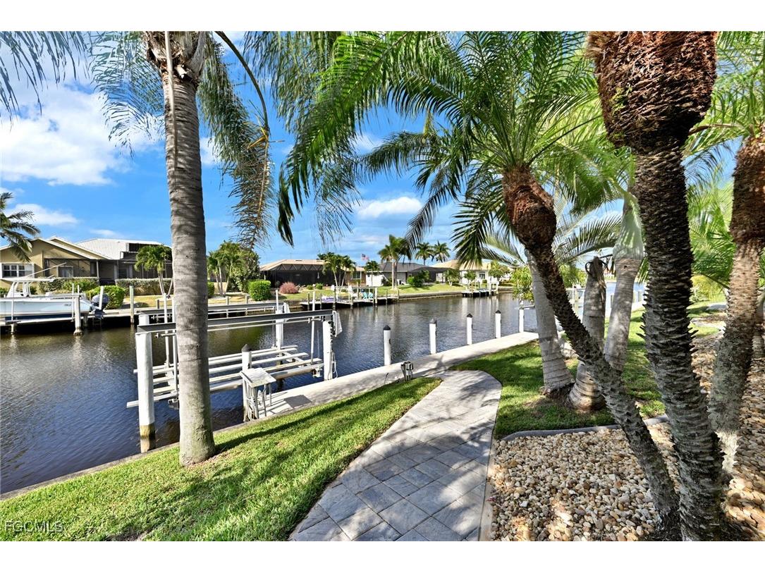 718 Antalya Court Punta Gorda FL 33950 2025017284 image16
