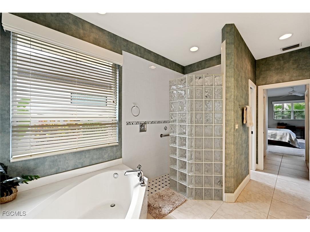 718 Antalya Court Punta Gorda FL 33950 2025017284 image40