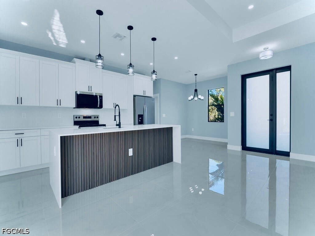 718 Bedford Point Avenue Lehigh Acres FL 33974 2026016300 image5