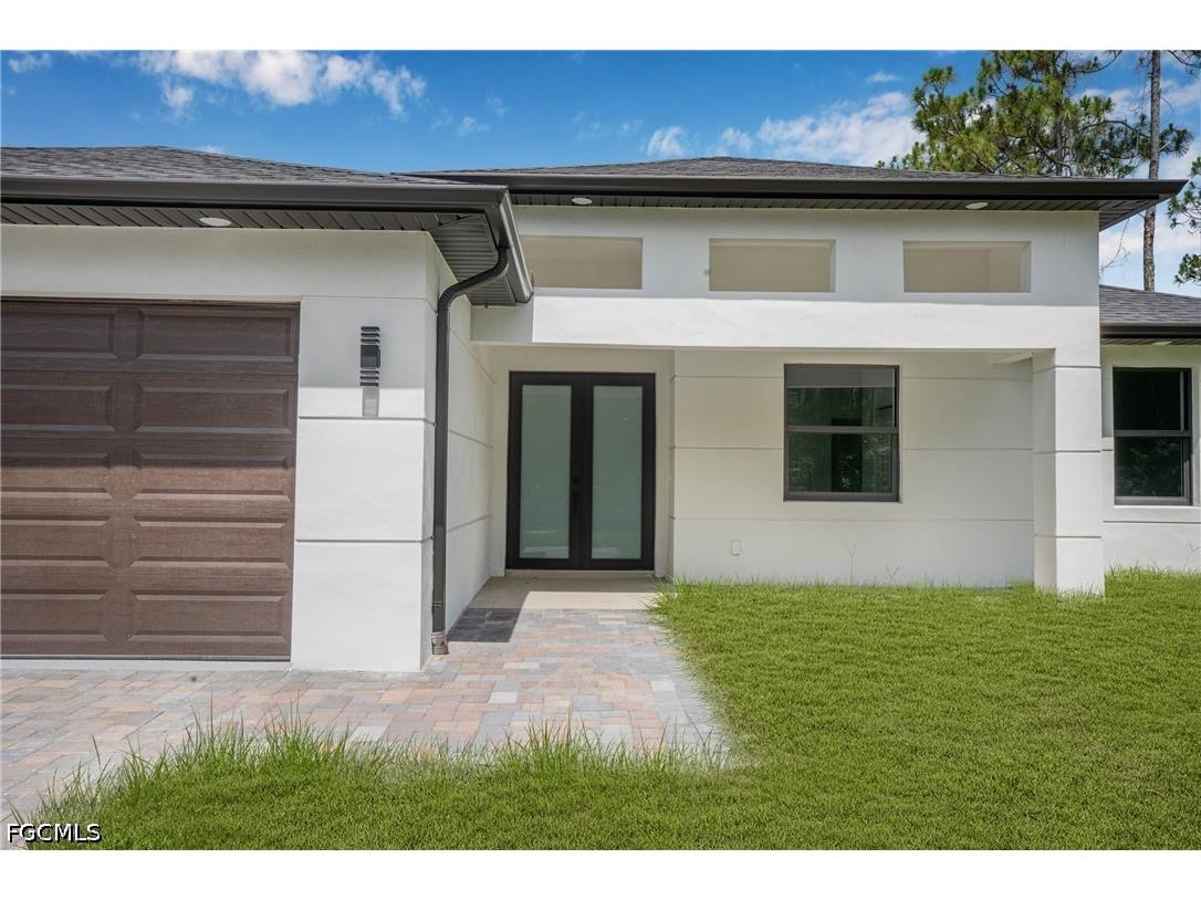 718 Bennington Drive Lehigh Acres FL 33974 2026014757 image2