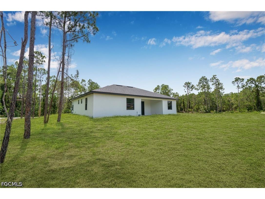 718 Bennington Drive Lehigh Acres FL 33974 2026014757 image39