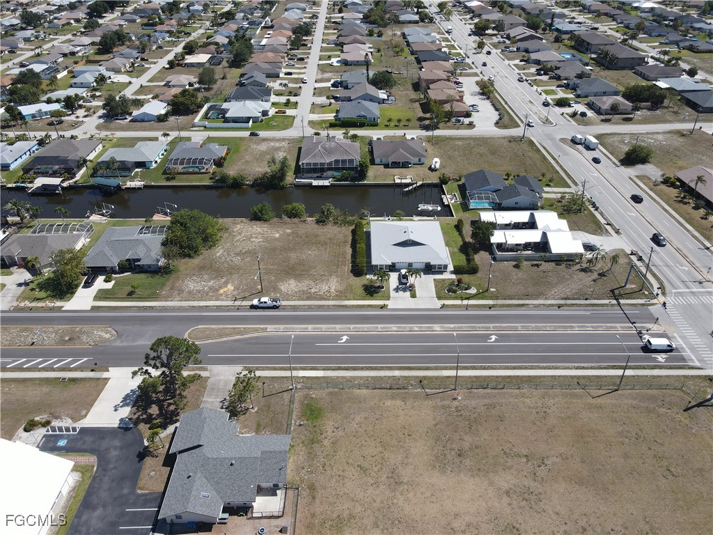 718 Mohawk Parkway Cape Coral FL 33914 2025009924 image3