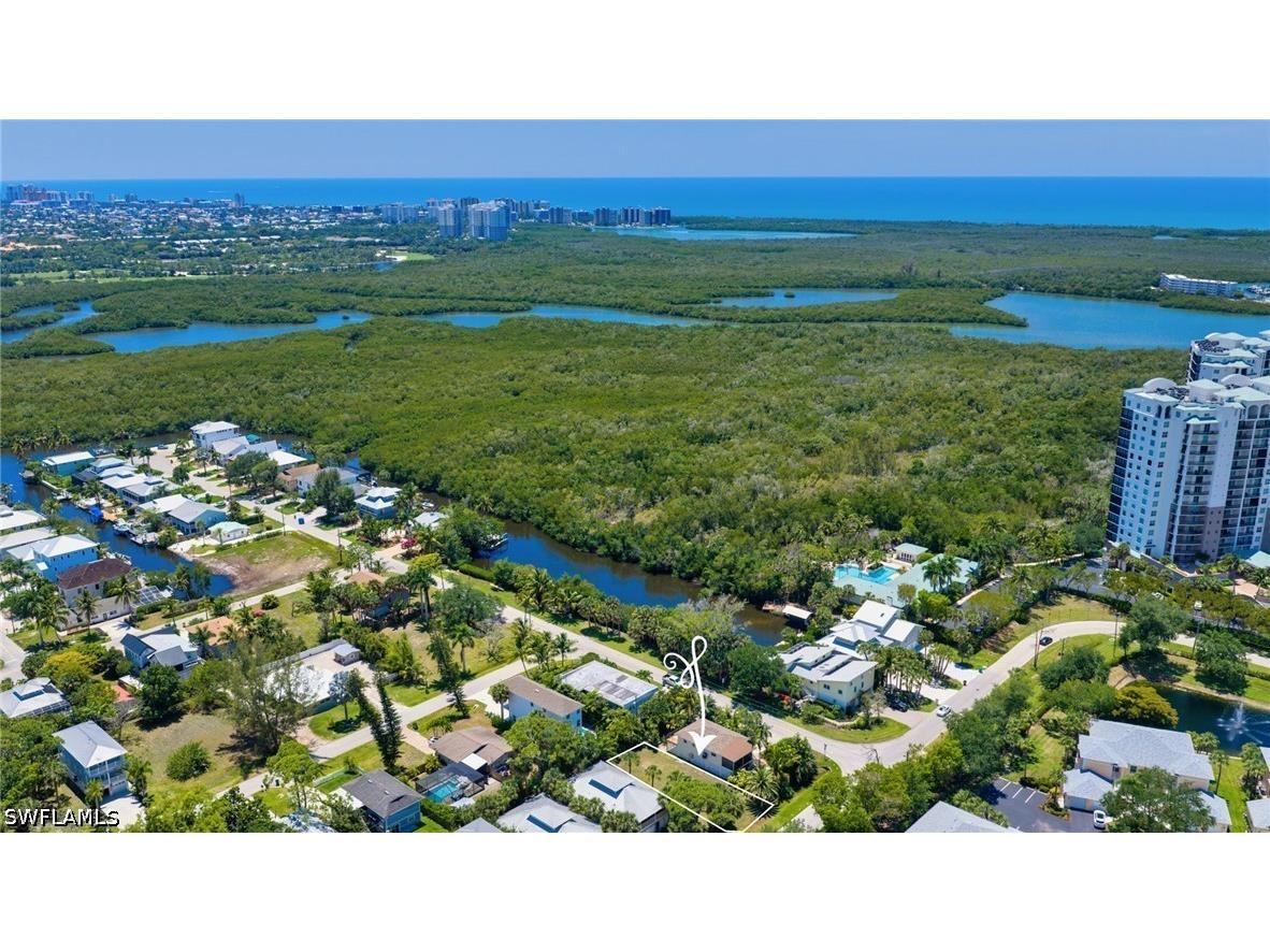 718 Pan Am Avenue Naples FL 34110 226019045 image1
