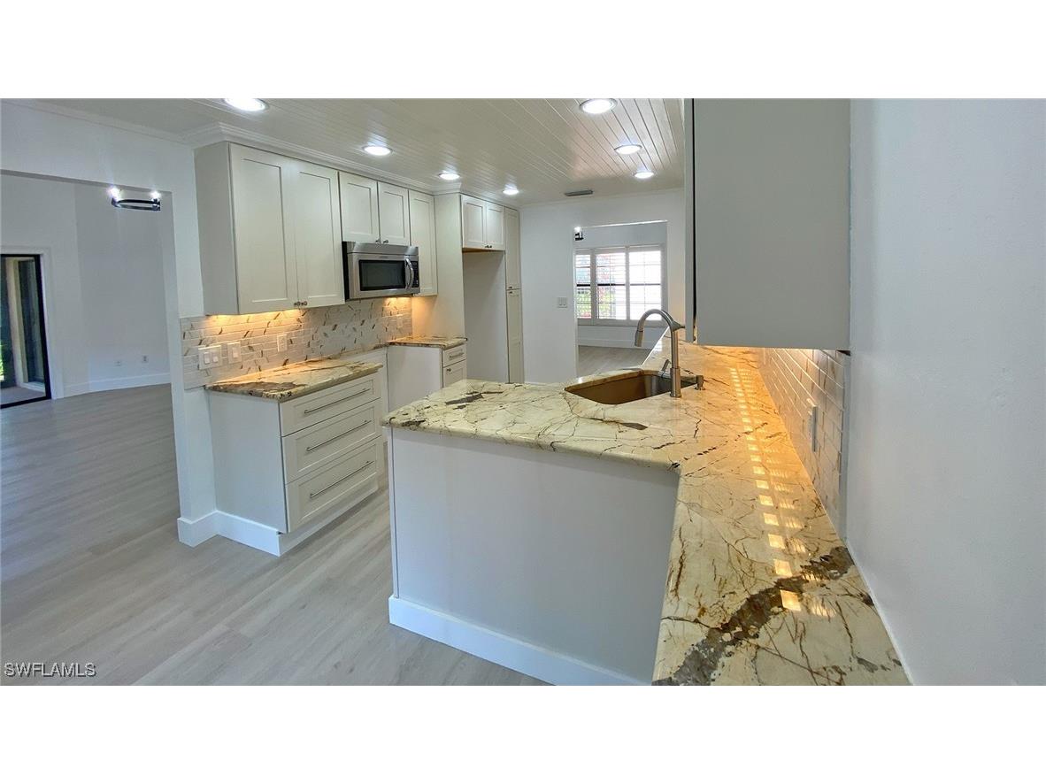 718 Reef Point Circle Naples FL 34108 225078347 image11