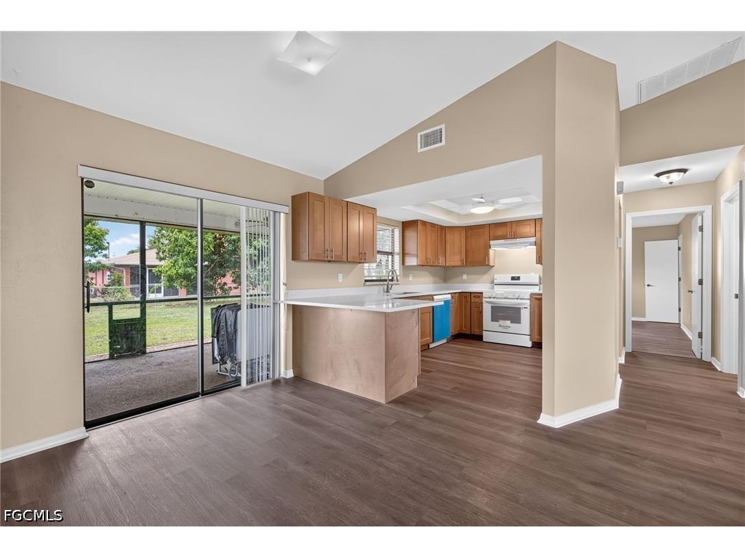 718 SW 35th Terrace Cape Coral FL 33914 2026028968 image7