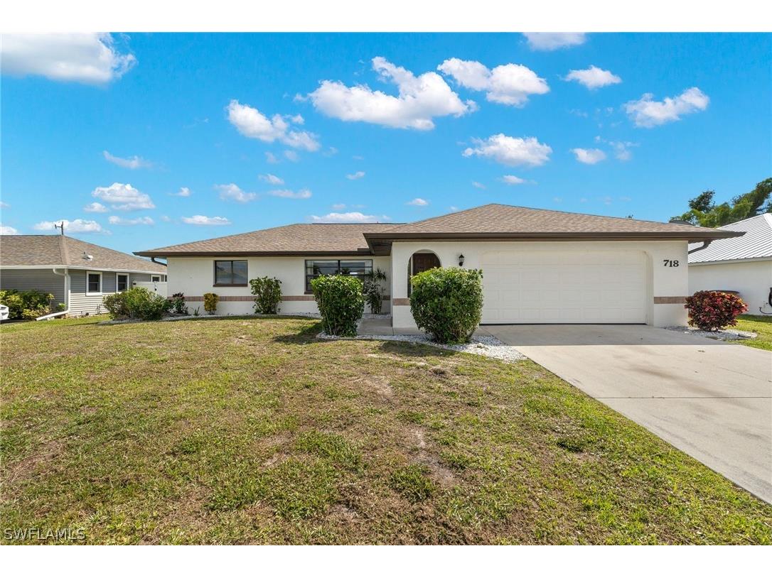 718 SW 35th Terrace Cape Coral FL 33914 224024884 image1