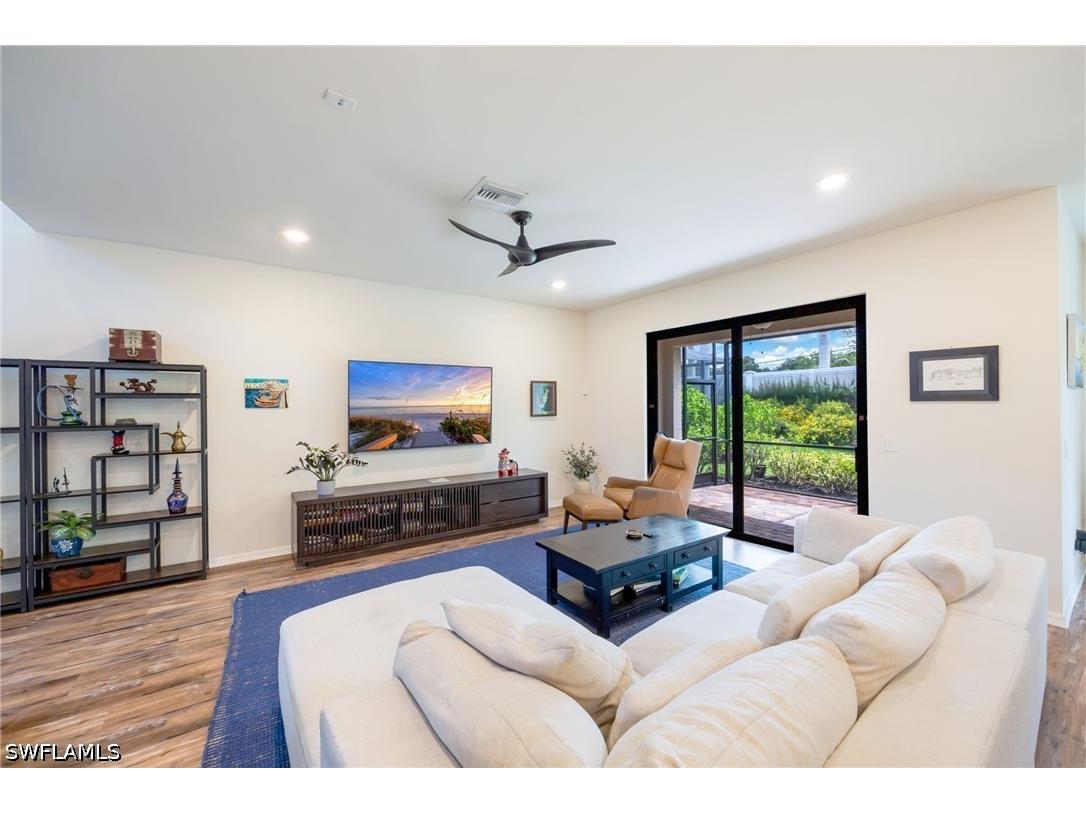 7186 Wilton Drive Naples FL 34109 226021053 image6