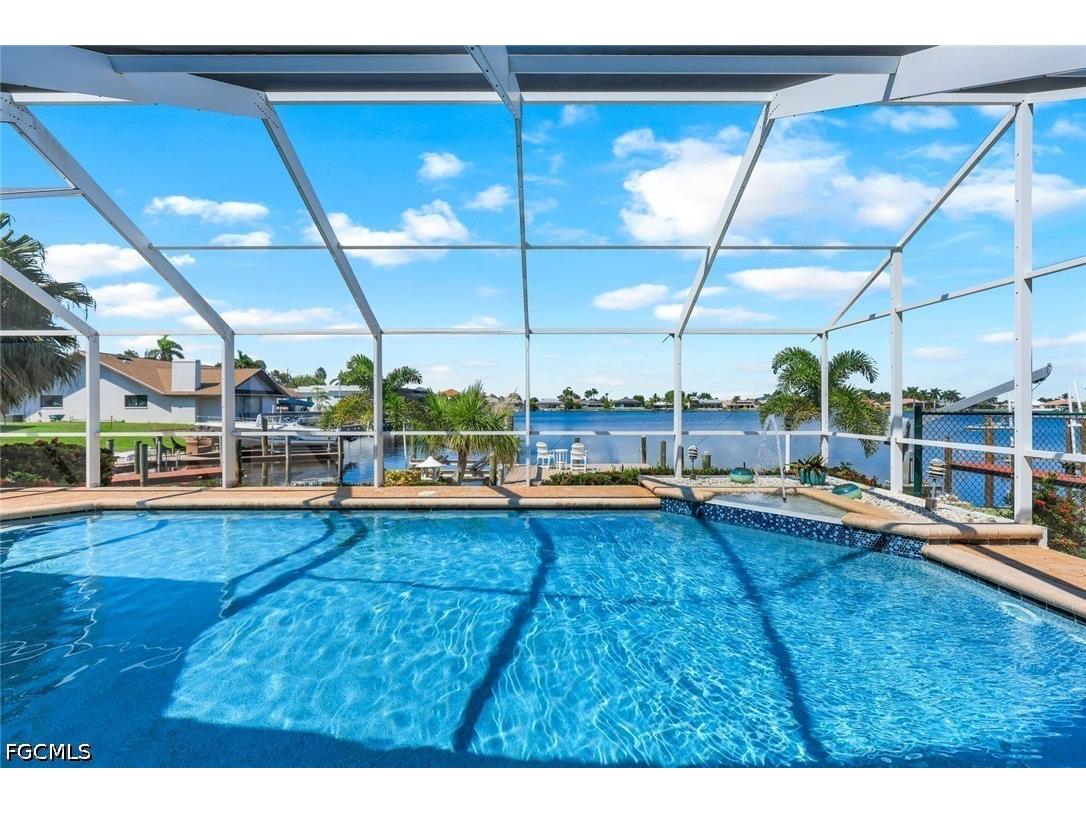 719 El Dorado Parkway W Cape Coral FL 33914 2026021388 image1