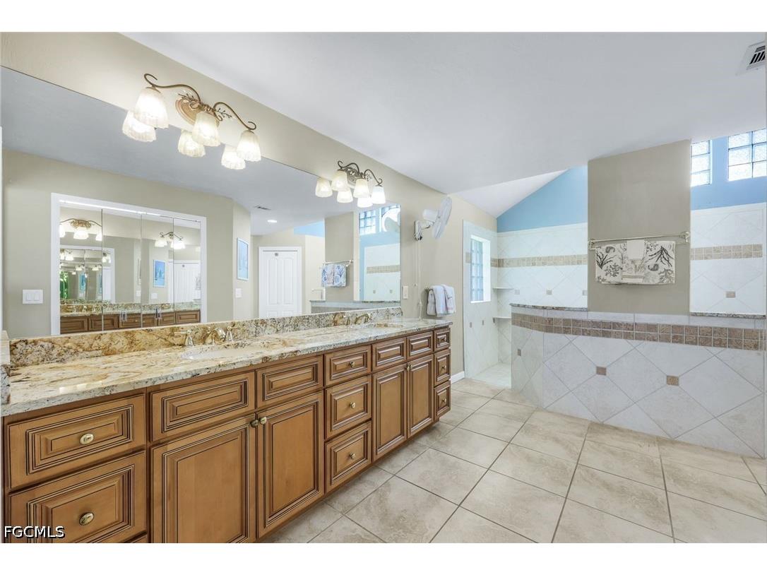 719 El Dorado Parkway W Cape Coral FL 33914 2026021388 image25