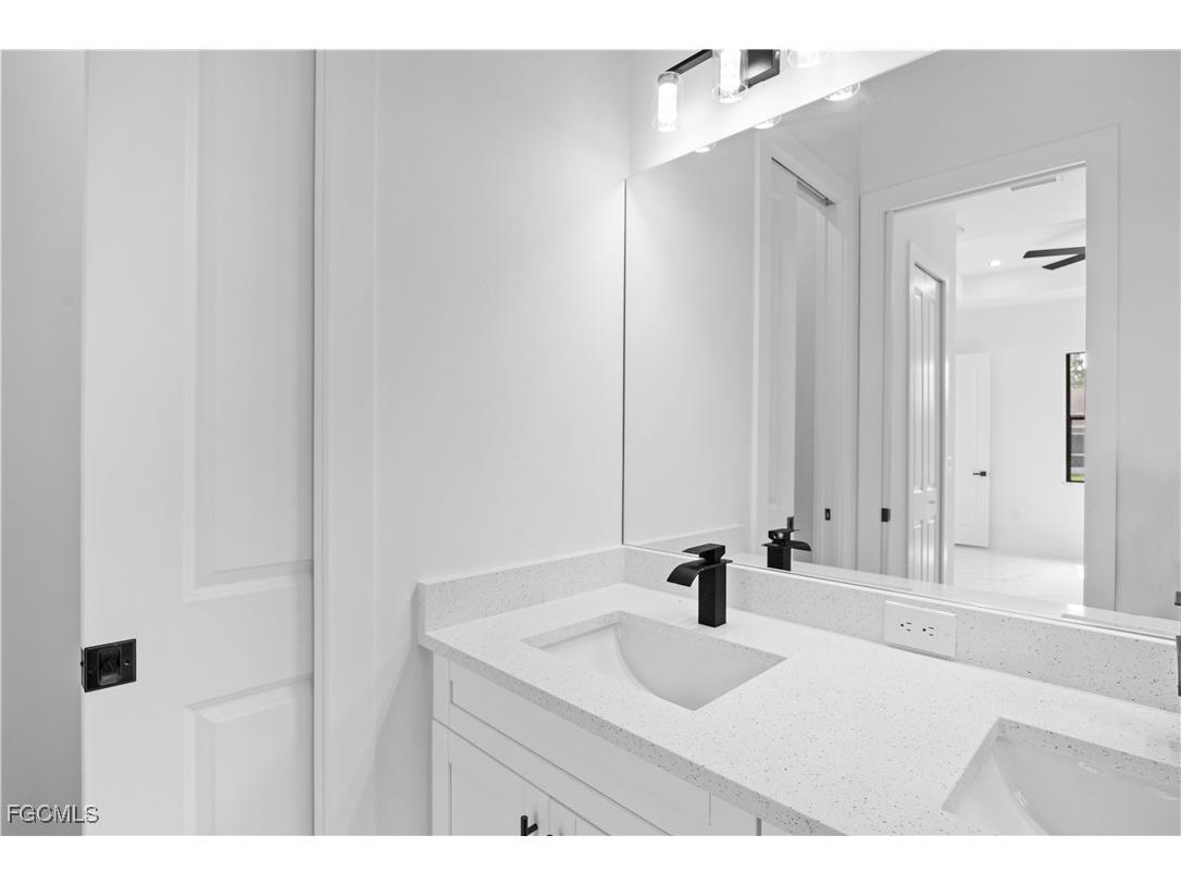 719 Fullerton Avenue S Lehigh Acres FL 33974 2025003421 image29