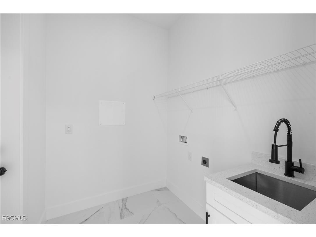 719 Fullerton Avenue S Lehigh Acres FL 33974 2025003421 image30