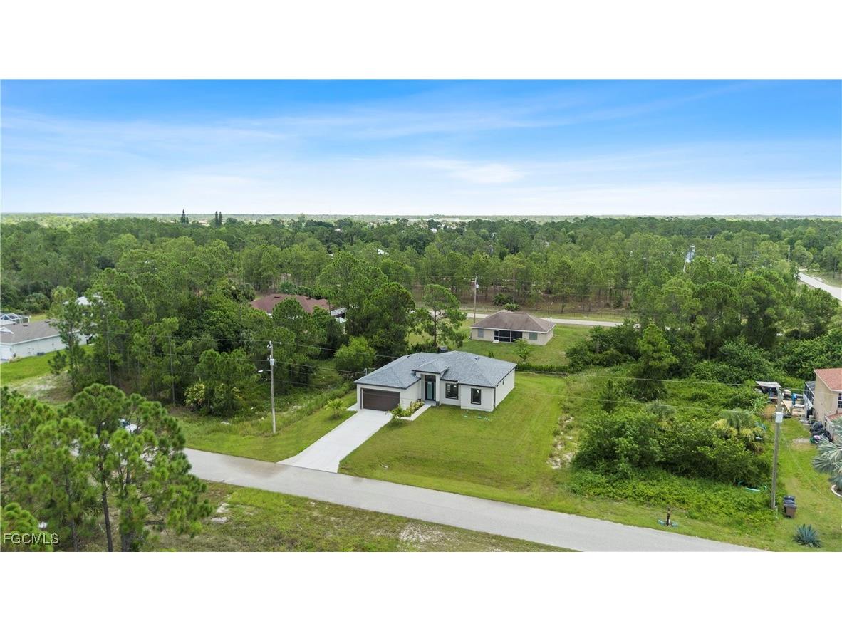 719 Fullerton Avenue S Lehigh Acres FL 33974 2025003421 image37