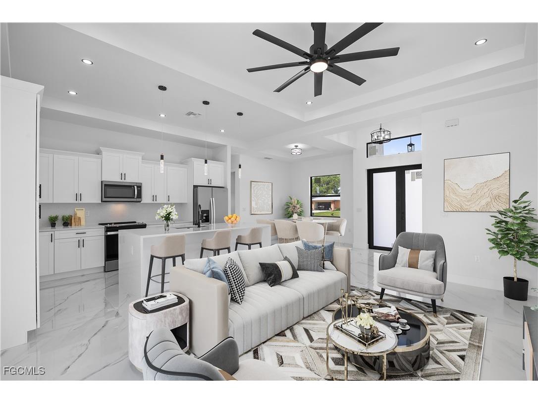 719 Fullerton Avenue S Lehigh Acres FL 33974 2025003421 image4