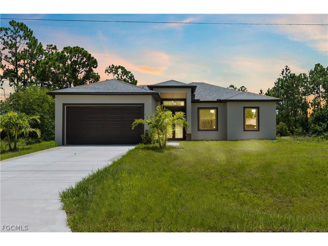 719 Fullerton Avenue S Lehigh Acres FL 33974 2026012283 image1
